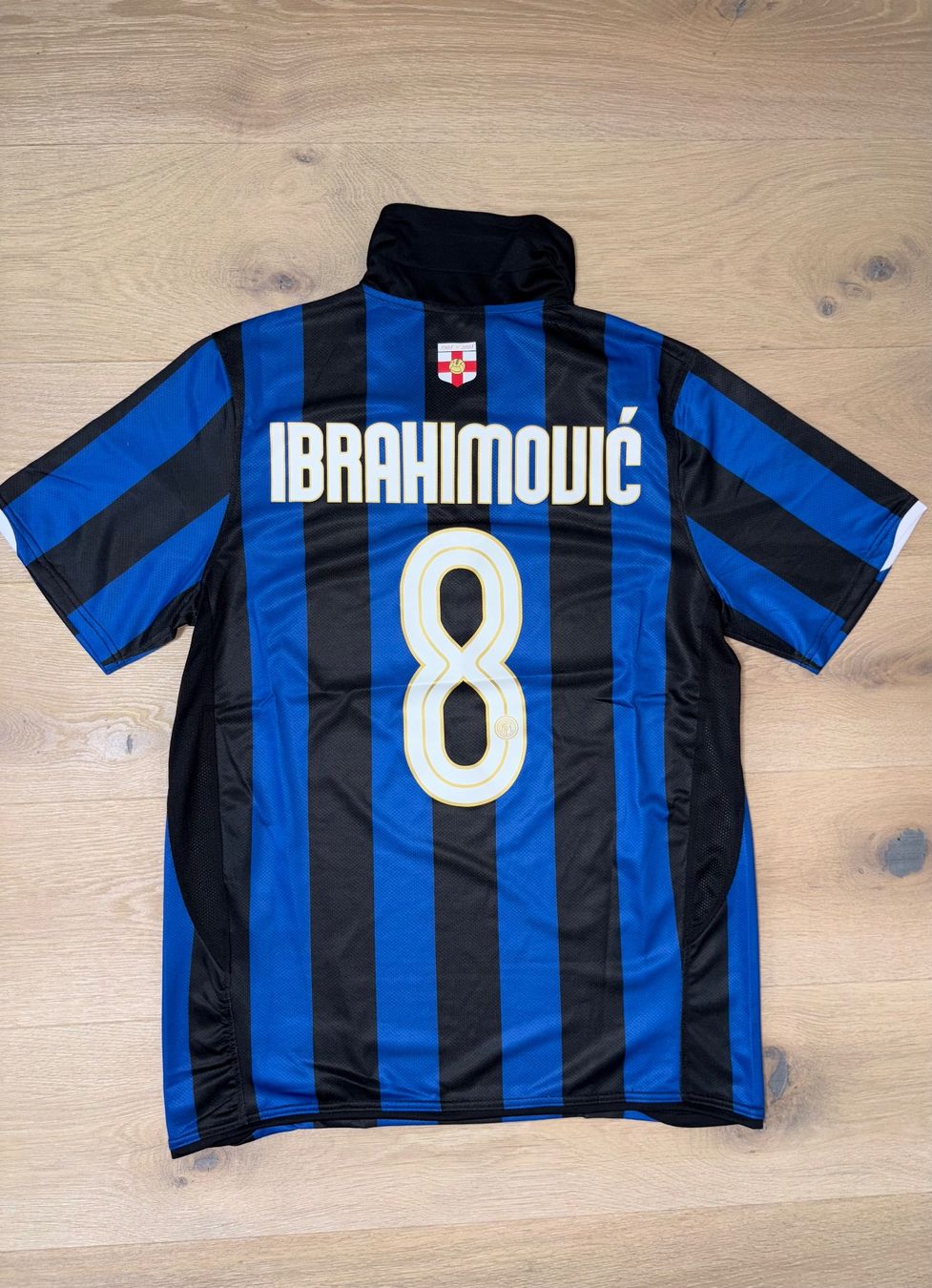 Canottiere & Pantaloni: Inter Milan 2007/2008 Trikot Ibrahimovic 8 – Nuovo (secondo la descrizione) da Au SG venduto da hal_k95b 2