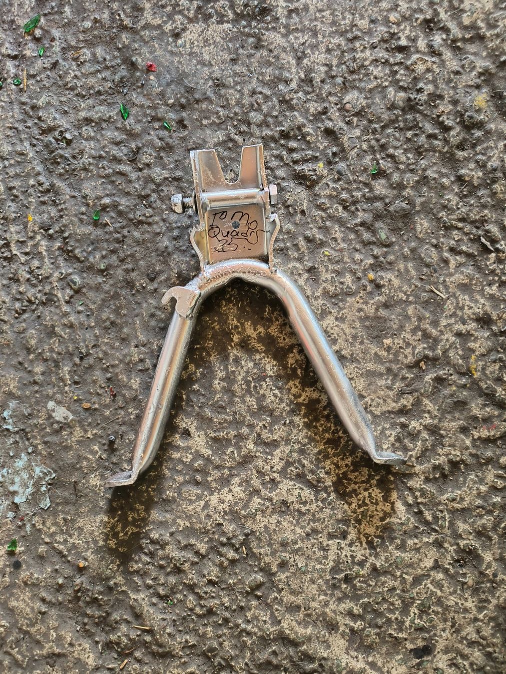 Tomos Parti ricambio per ciclomotori: Tomos Quadro Stânder.Orig – Usato da Fulenbach venduto da Elektronik
