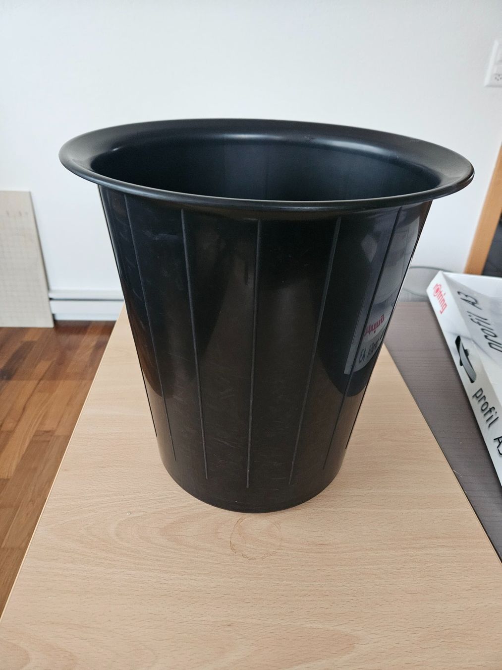 Poubelles: Abfalleimer/Papierkorb – D'occasion à Römerswil LU par Helfenstein6027