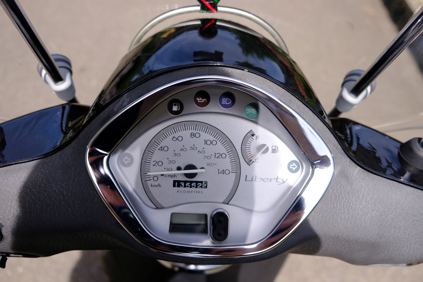 Piaggio Scooter: PIAGGIO Liberty 125 4-T – Usato da Schmerikon venduto da Tschoeppelimunggi 9