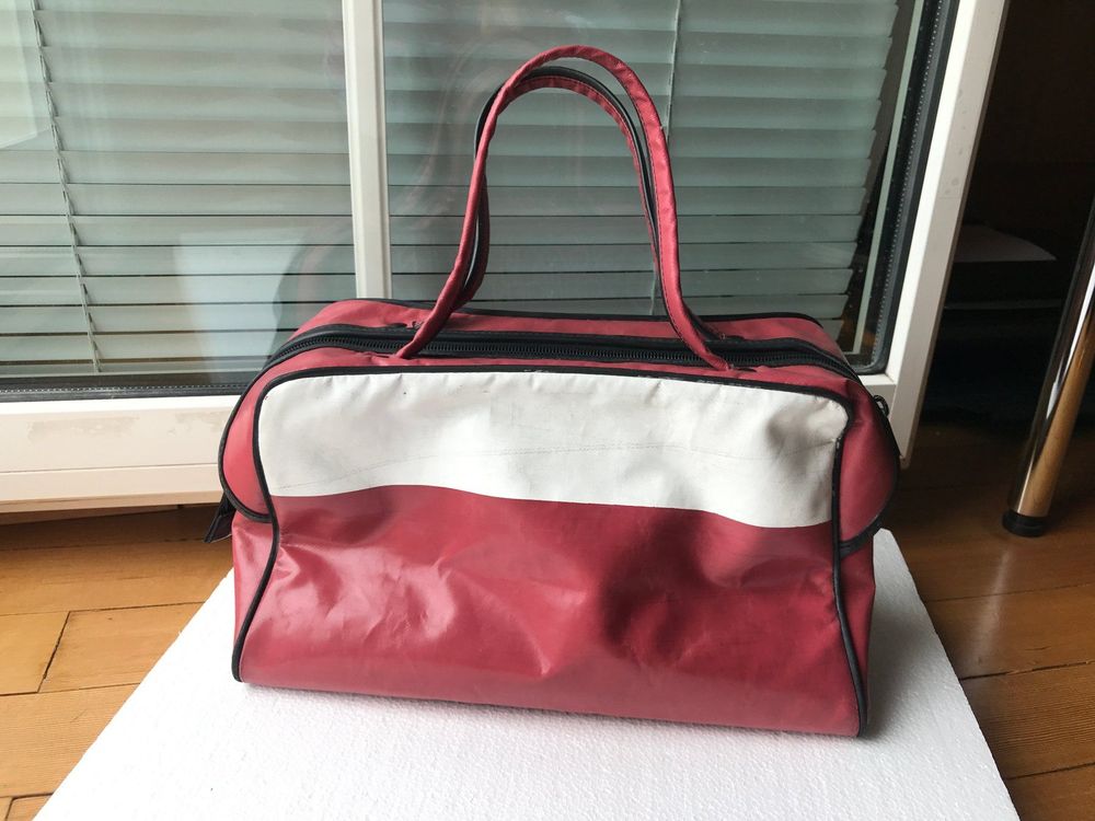 廃盤となった希少価値の高いFREITAG（フライターグ）のサブリナ！！