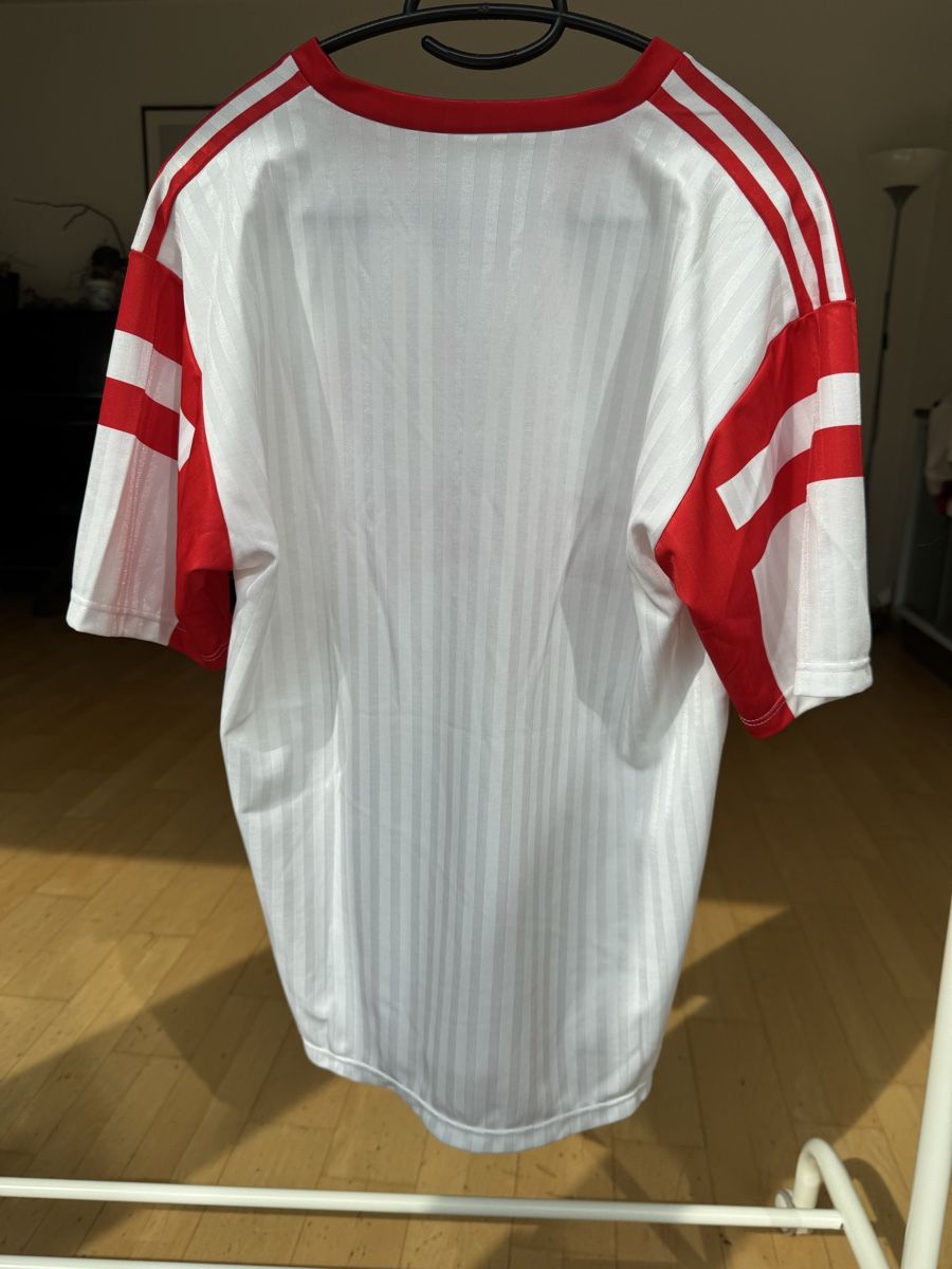 Adidas Canottiere & Pantaloni: Fc Sion 90/91 home shirt – Nuovo (secondo la descrizione) da Baden venduto da  1