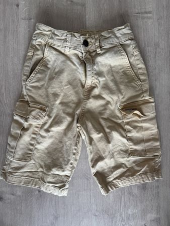 Kinder-Shorts, Grösse 10.