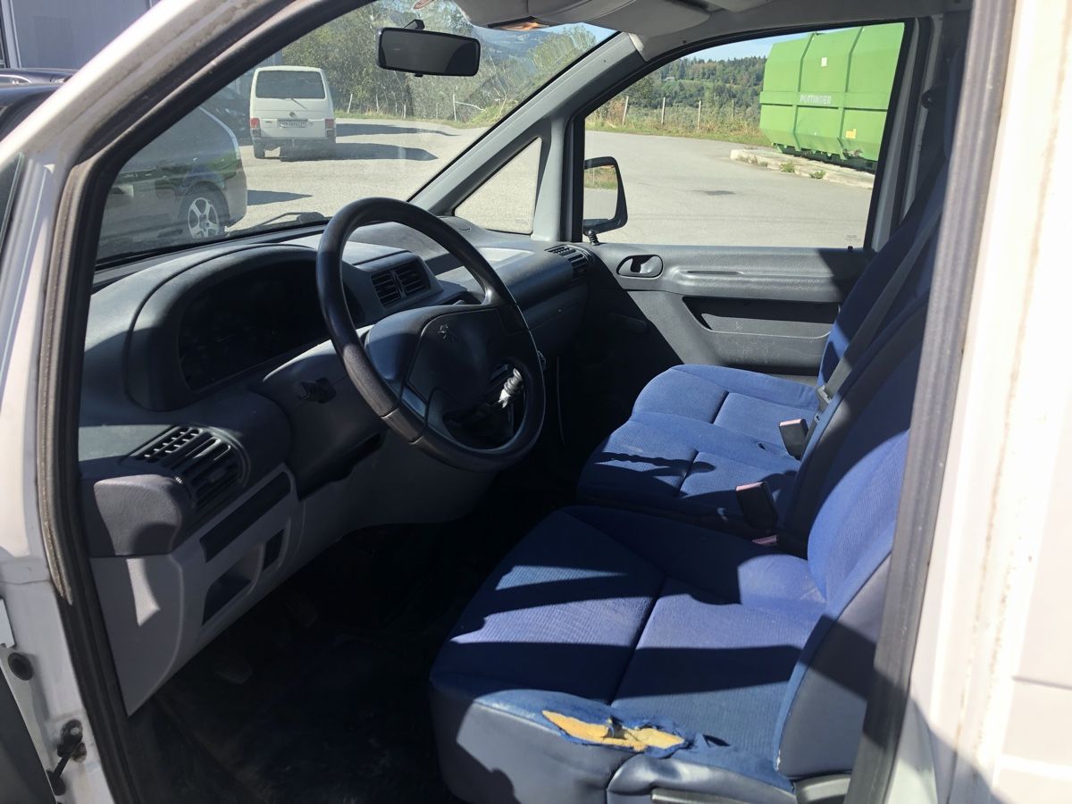 Peugeot Veicoli commerciali: Peugeot expert  – Usato da Lossy venduto da Bmwpassion 8