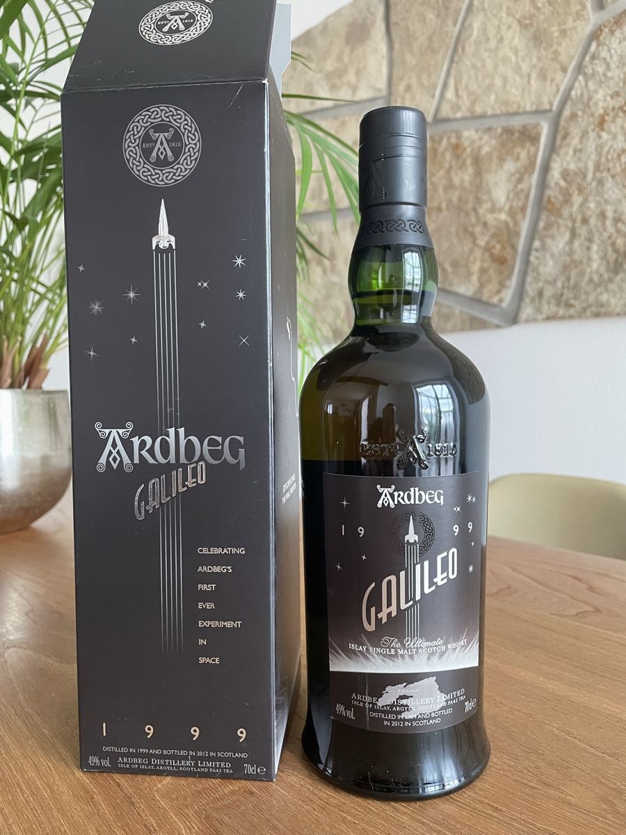 Ardbeg Bevande alcoliche: Ardbeg Galileo – Nuovo e nell'imballaggio originale da Neuchatel venduto da D9z2