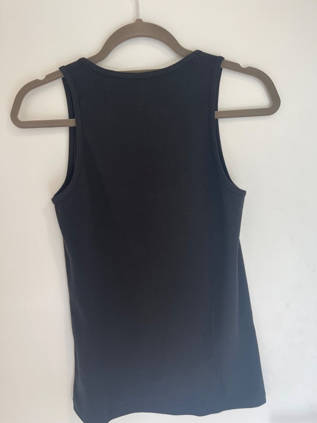 Saint Laurent Top: Schwarzes Tank Top von Saint Laurent – Usato da Zizers venduto da sarah_1987 3