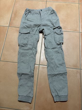 Pantalon cargo Name It gris taille 152 bon état