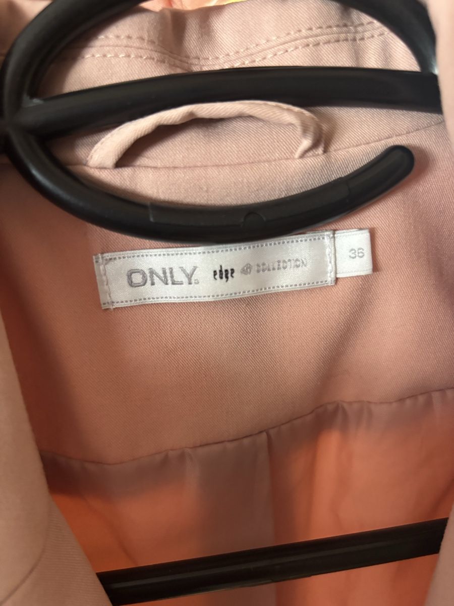 Only Jacken: Blazer ONLY rosa – Gebraucht aus Bern von car_6282 2