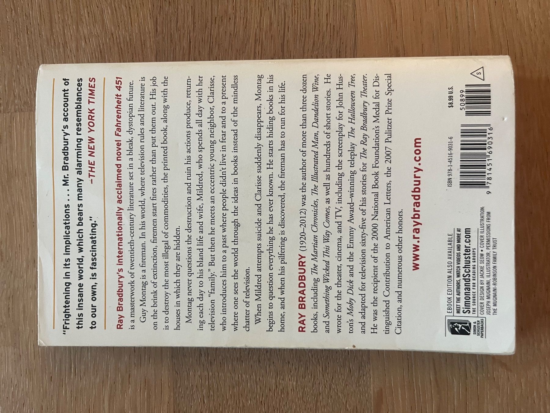 Libri: Fahrenheit 451 - Ray Bradbury – Usato da Laupen BE venduto da lee_ym6v 1