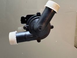 Wasserpumpe 079 965 561 Audi/VW 12V neu