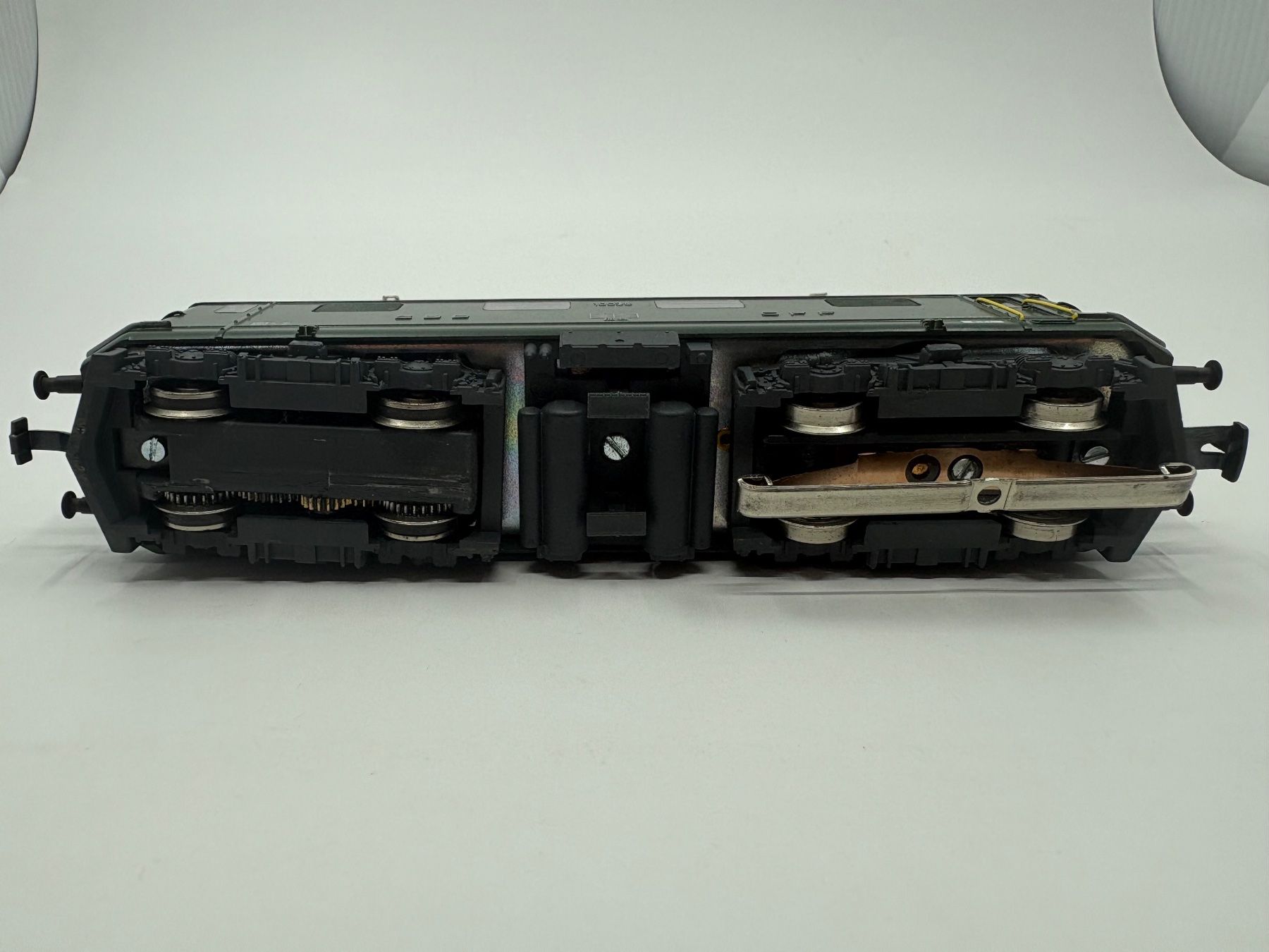 Hag Modelleisenbahnen: Hag SBB Re 4/4 10035 H0 – Gebraucht aus Forch von Hanimann-Robinson 5
