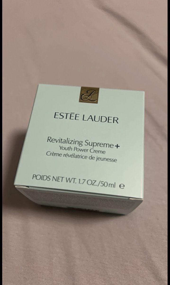 Estée Lauder Cura del viso: Estee Lauder Day creme – Nuovo e nell'imballaggio originale da Jonschwil venduto da Valentina9897