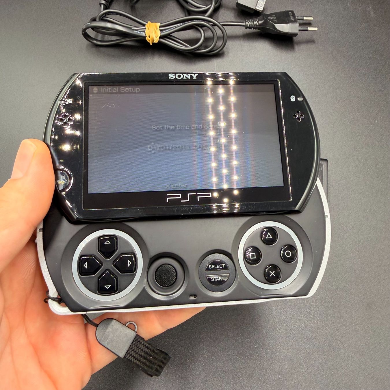 Sony Konsolen: Sony PSP Go Schwarz – Gebraucht aus Düdingen von Nerdworld 3