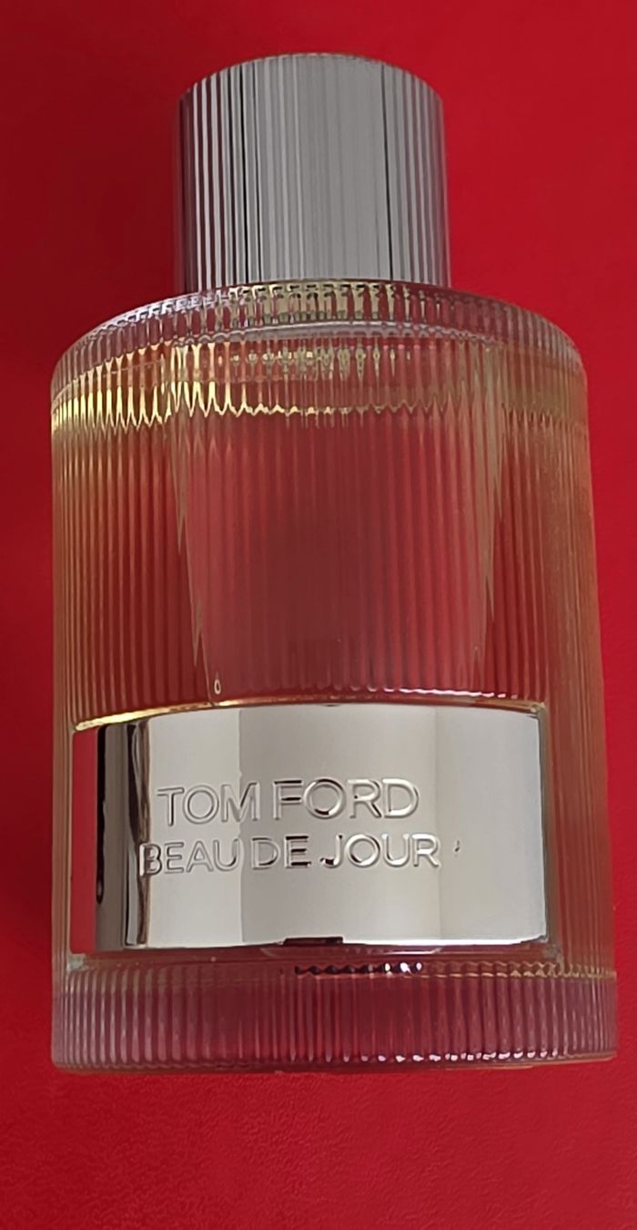 Tom Ford Parfum & Eau de Toilette: Tom Ford Parfum – Neu (gemäss Beschreibung) aus Bern von Kocholo