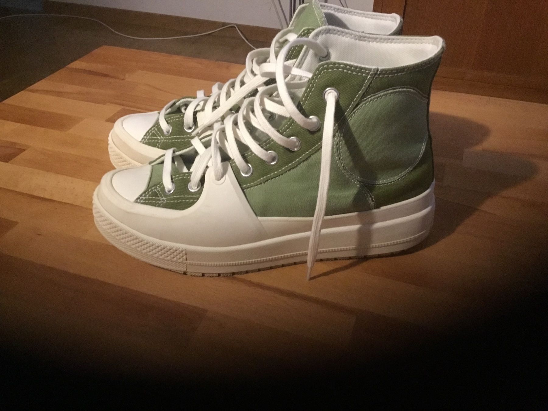 Converse Herrenschuhe: Chaussures converse – Neu (gemäss Beschreibung) aus Brügg BE von traindenuit 1