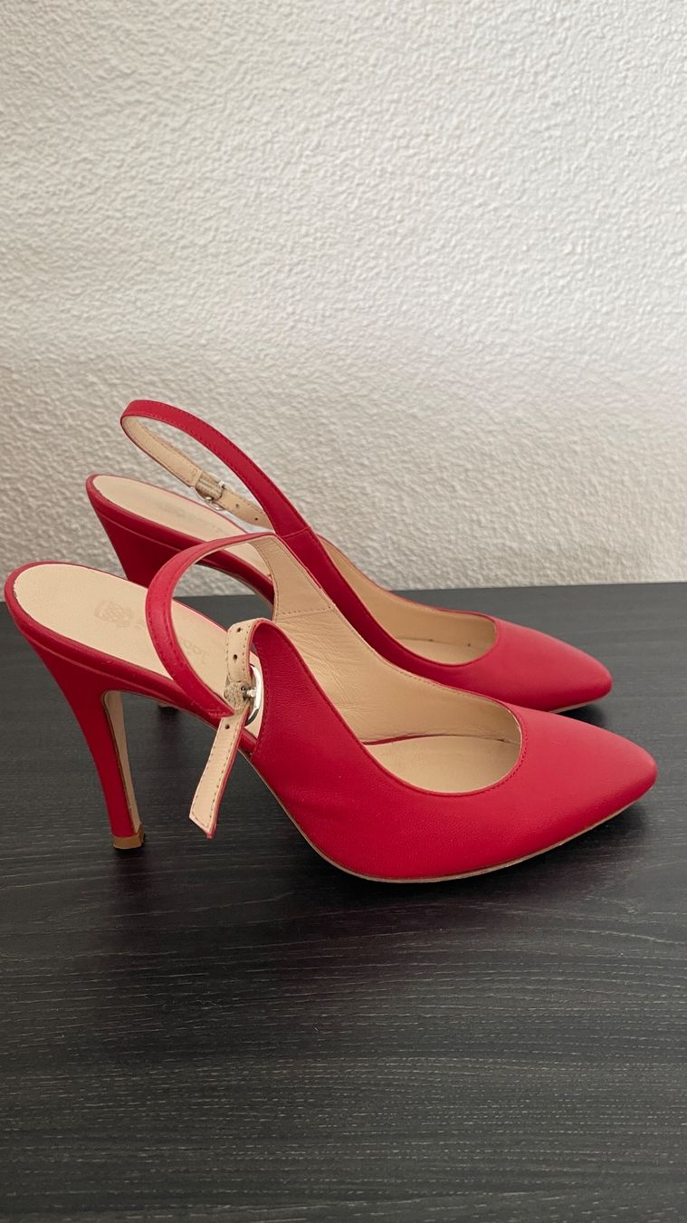 Navyboot Scarpe da donna: NAVYBOOT Leder Pumps – Usato da Luzern venduto da Mcleon 1