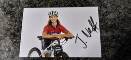Autogramm Jolanda Neff