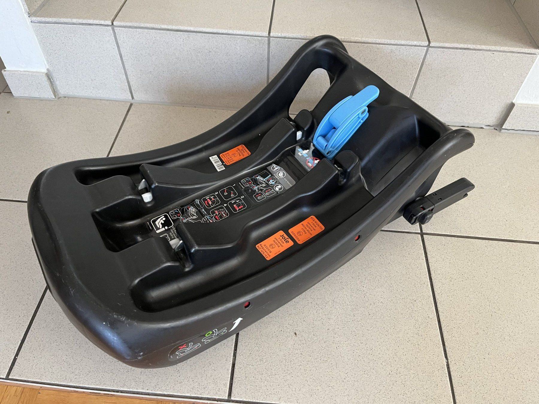 Seggiolini per auto: Autositz Basis Isofix – Usato da Liestal venduto da Raifur