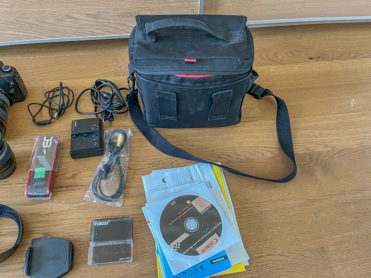 Canon Appareil photo: Canon 30D avec accessoires  – D'occasion à Font par TrainspottersuisseHo 3