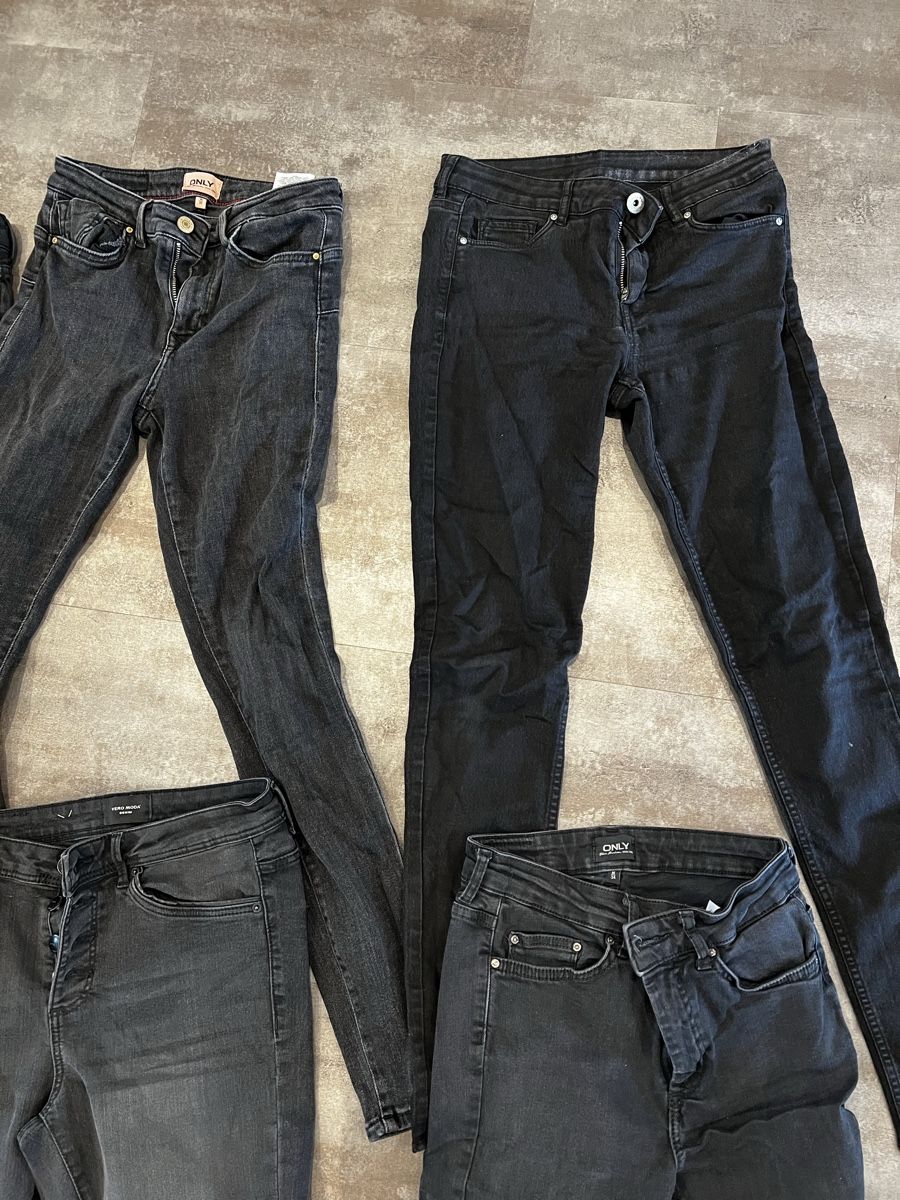 Lotti di vestiti: Hosen Packet 38/M  – Usato da Witterswil venduto da pinkomania 1