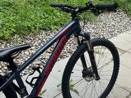 Specialized Kindervelo mit Shimano Komponenten  27.5"