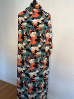 Viscose Crepe 2,9 m x 1,35m Flecken