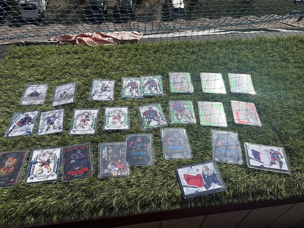 Sammelbilder & Trading cards: EHC Kloten Karten Sammlung – Neu und originalverpackt aus Widen von jer_8dpv 1