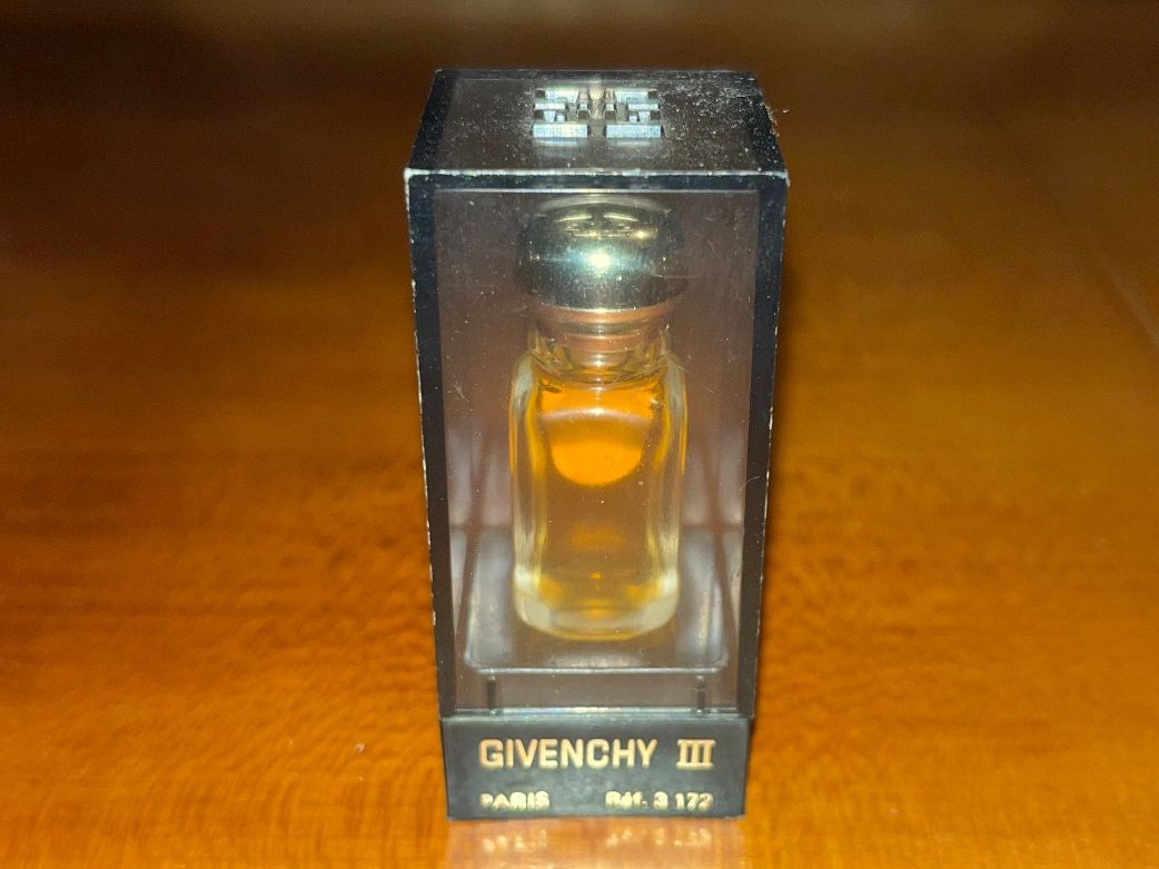 Givenchy Profumi & Eau de Toilette: Givenchy III Miniatur Parfum vintage, Original Box – Nuovo (secondo la descrizione) da Winterthur venduto da ver_j6jn