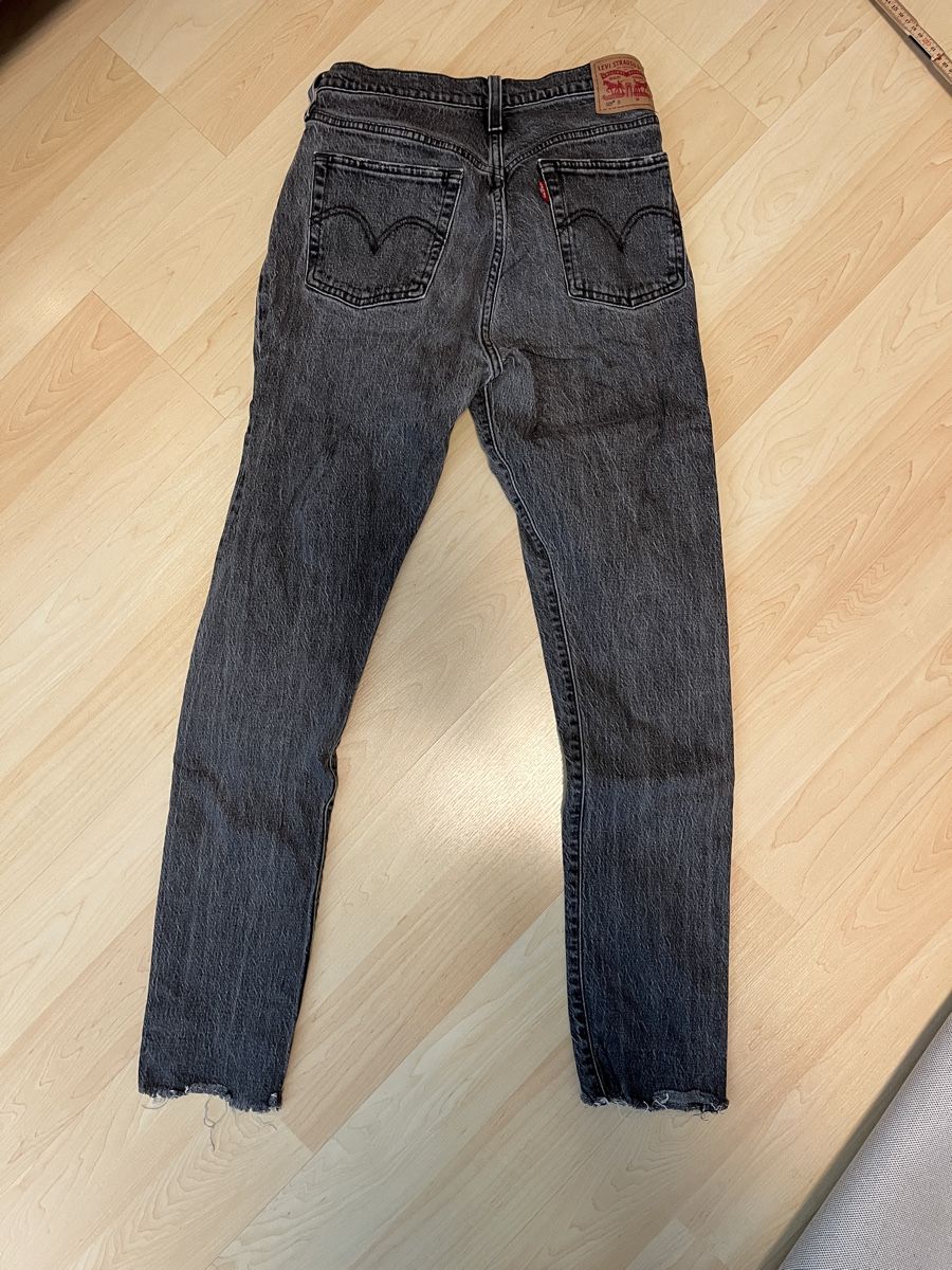 Levi's Jeans: Levis Jeans grau Gr. 27/28 – Usato da Rotkreuz venduto da zisii 3
