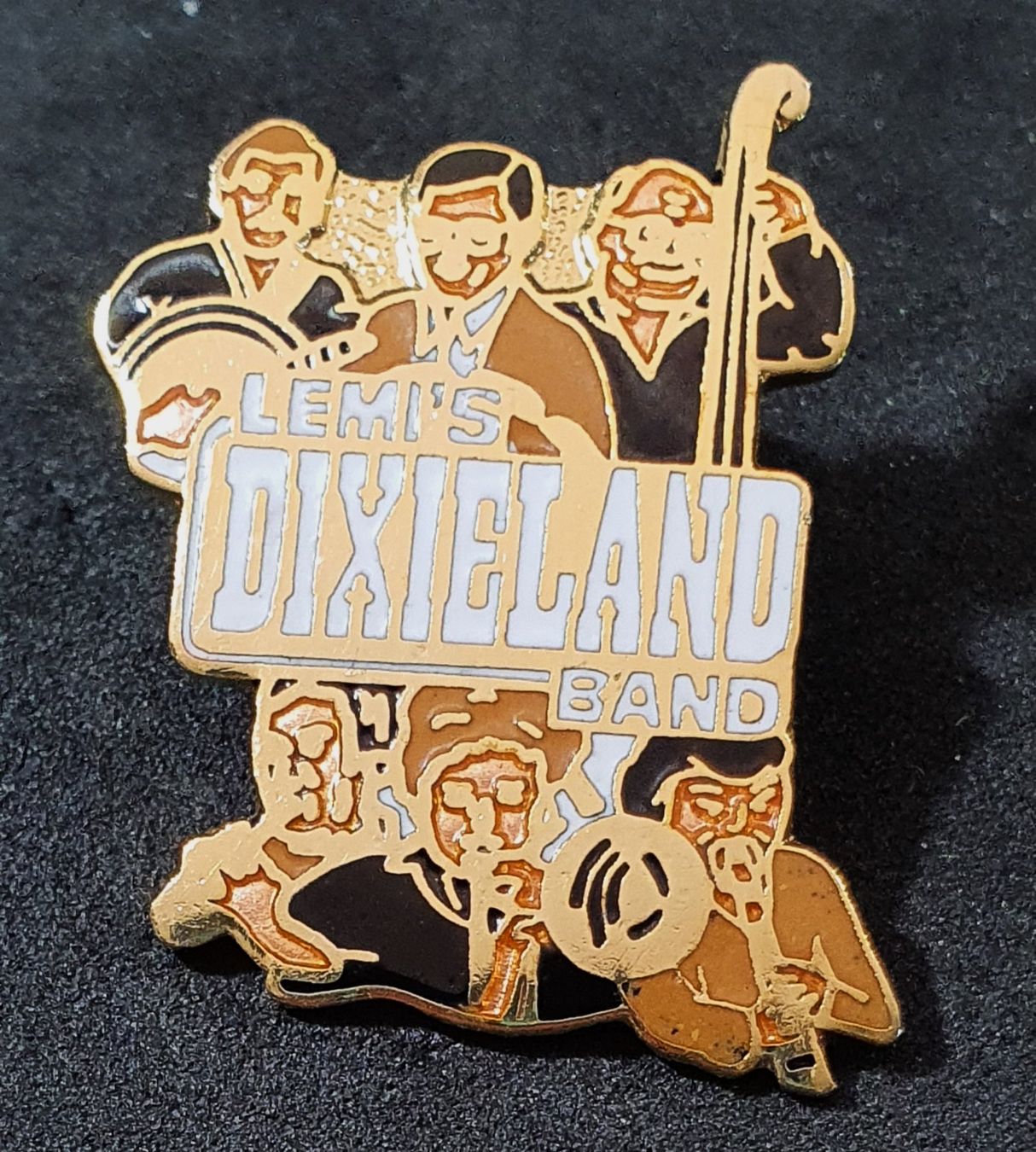 Plaketten & Abzeichen: U955 - Pin Lemi's Sixieland Band – Gebraucht aus Reinach BL von Boston-Verkauf