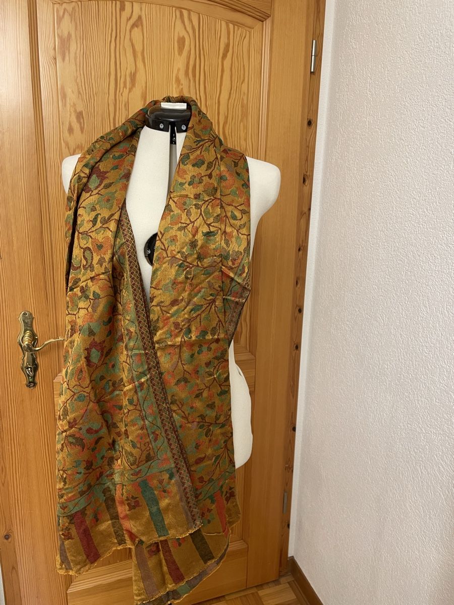 Foulard & Sciarpe: Goldener Schal mit Muster – Nuovo (secondo la descrizione) da Dittingen venduto da nje_9nlt