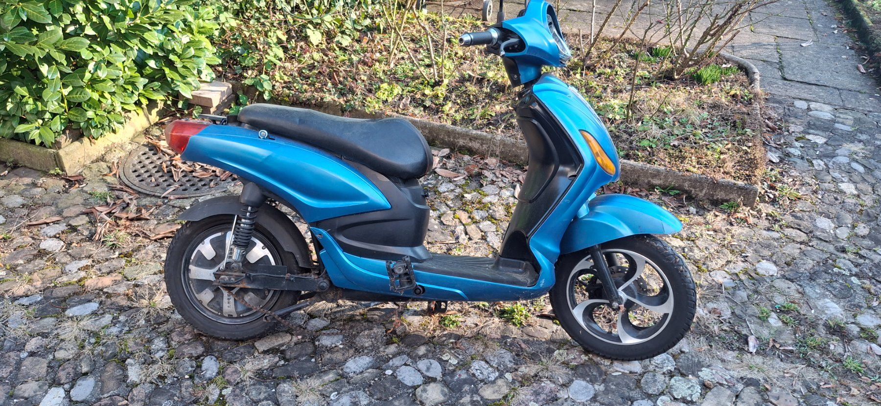 Scooters: E Scooter-Roller – Defekt aus Kyburg von JBMNT2020