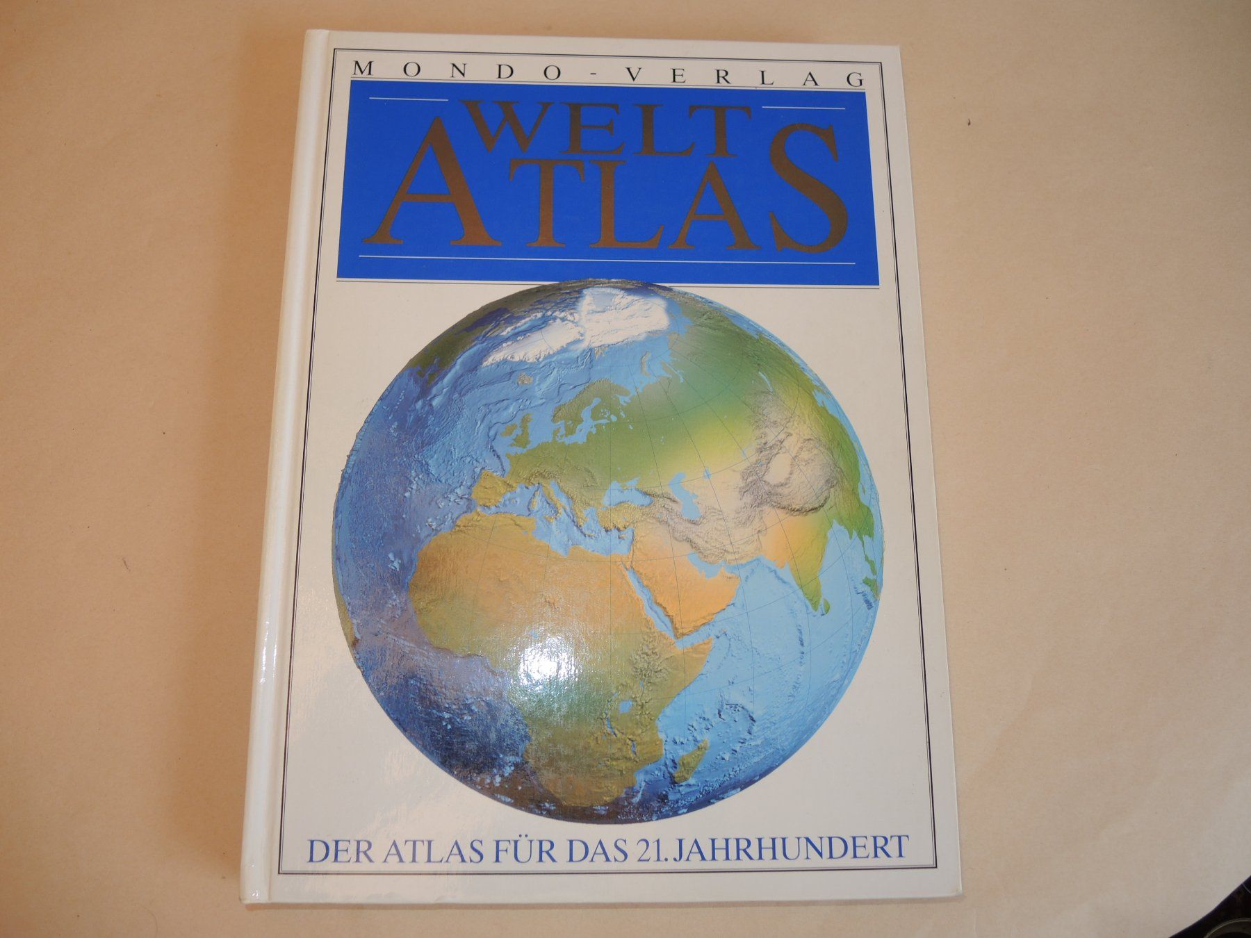 Bücher: Welt Atlas Mondo Verlag – Gebraucht aus Rorschach von maeck8