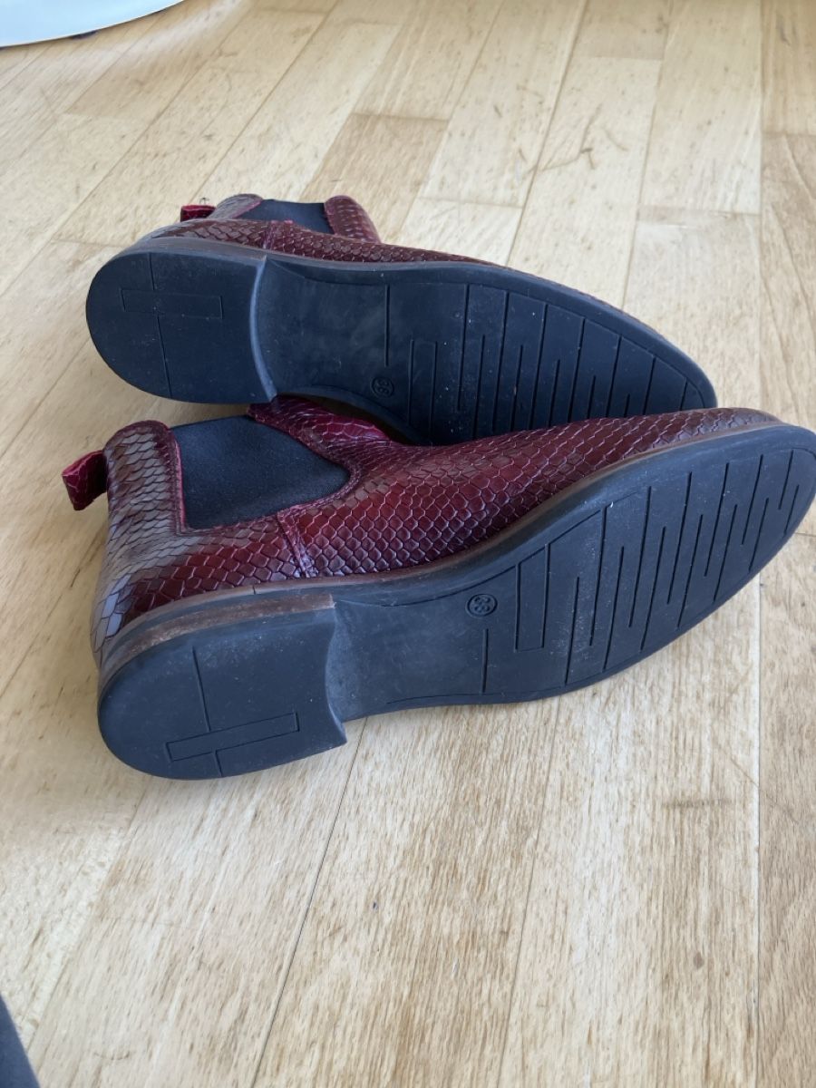 Scarpe da donna: Stiefeletten bordeauxrot Gr. 38 – Usato da Zürich venduto da rcbruwi 2