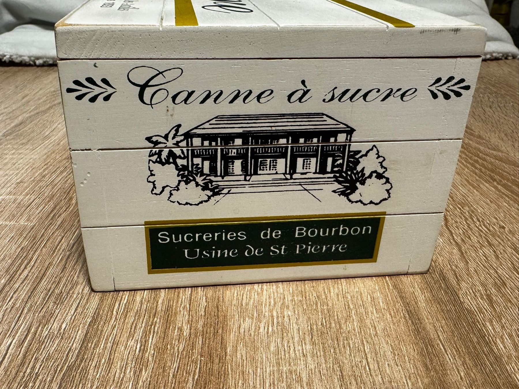 Sucriers: Holzbox "Roseau de miel" Sucre – D'occasion à Egg b. Zürich par Brocki_Insel_Egg 2