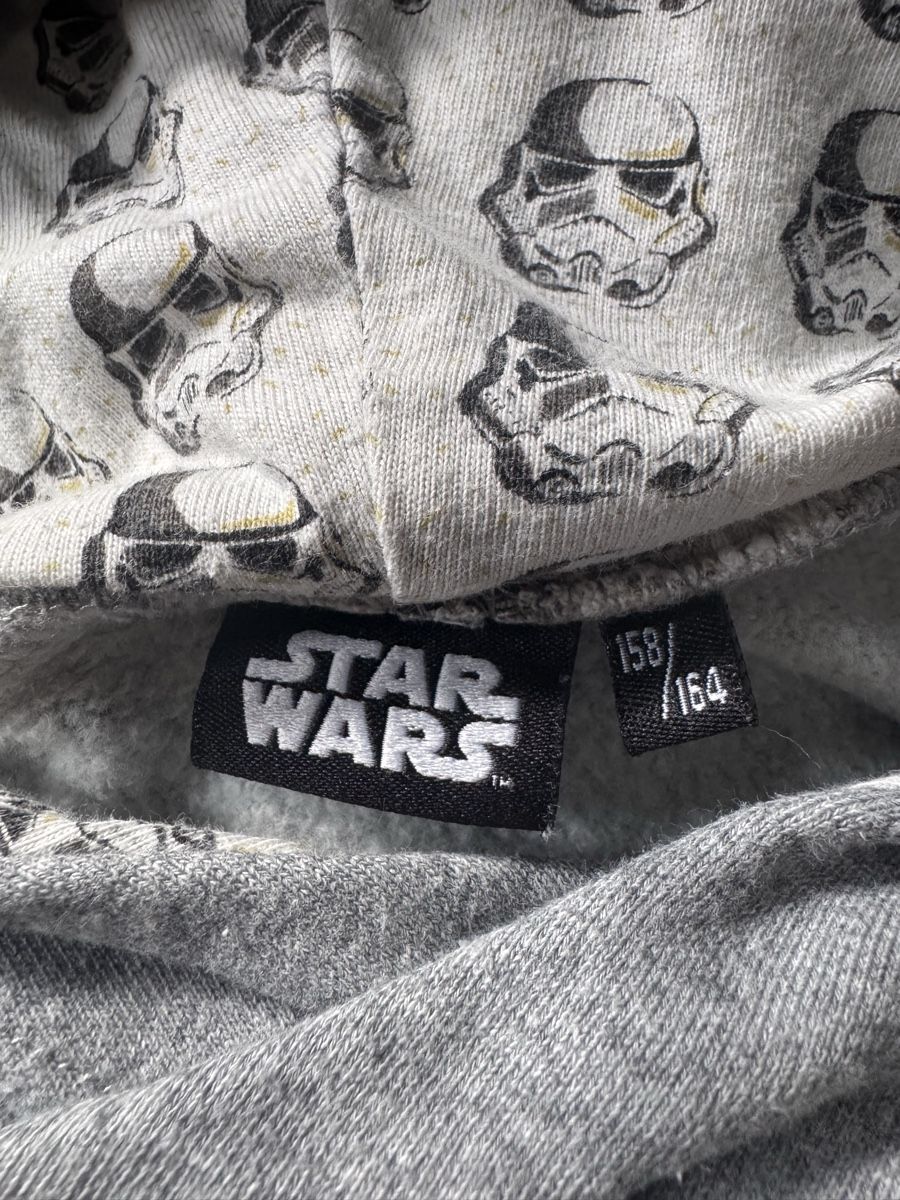 Maglioni & Felpe: Star Wars Kapuzenpullover Gr. 158/164 – Usato da Spreitenbach venduto da aar_zs8f 2