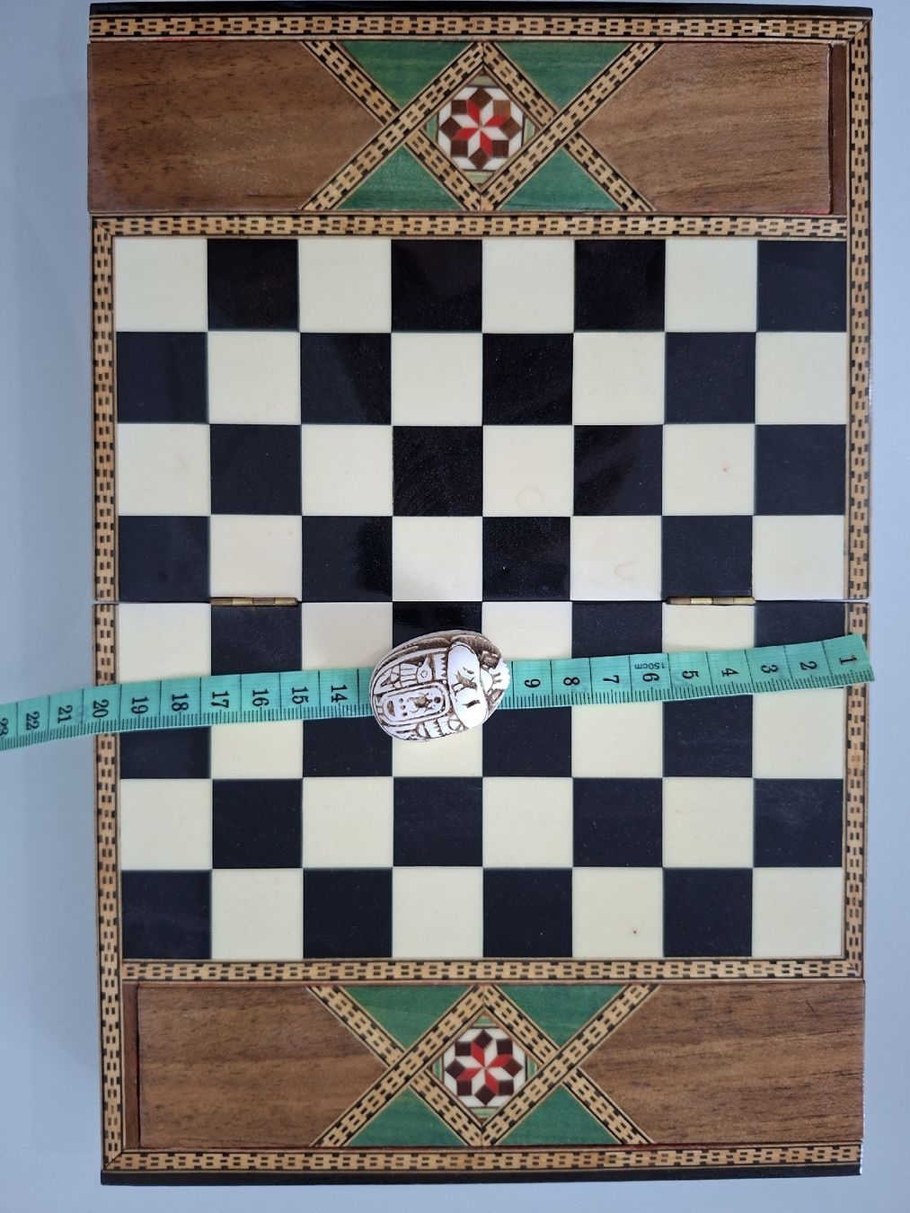 Giochi: Jeu d'échecs artisanal en bois - – Usato da Mézières VD venduto da Grymmjow1904 4