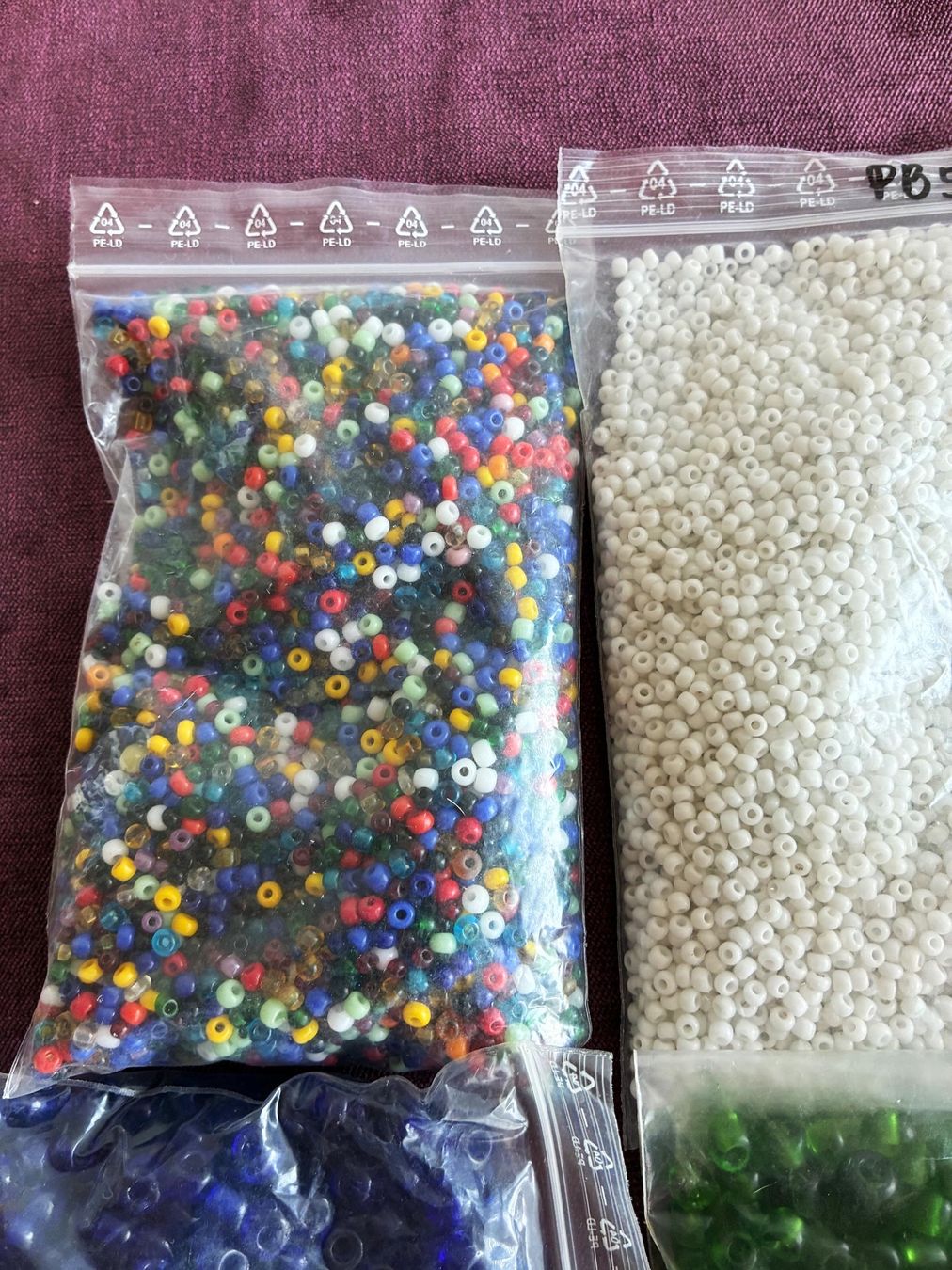 Perle (finte): Verschiedene Glasperlen – Usato da Bäretswil venduto da robsonantik 1