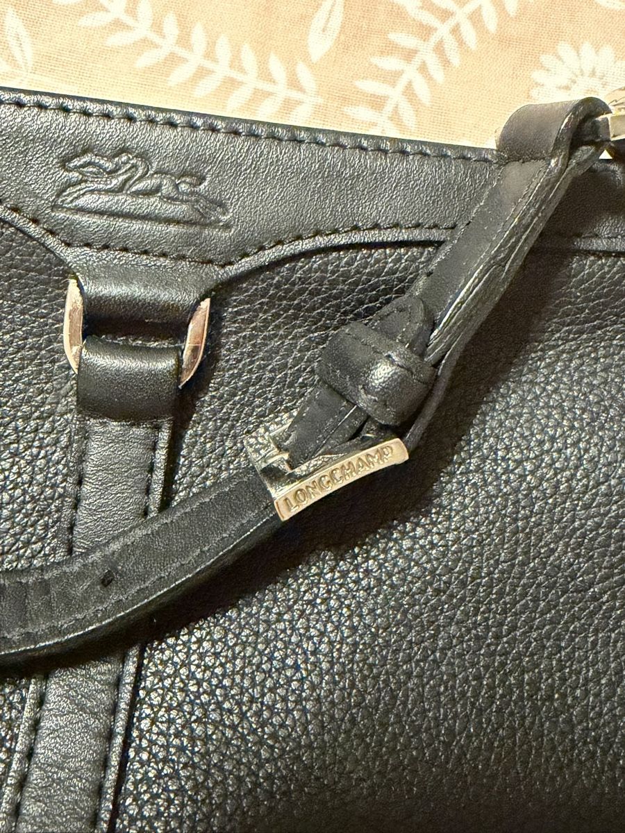 Longchamp Borse da donna: Sac Longchamp cuir noir  – Usato da Sierre venduto da A-T-A 1