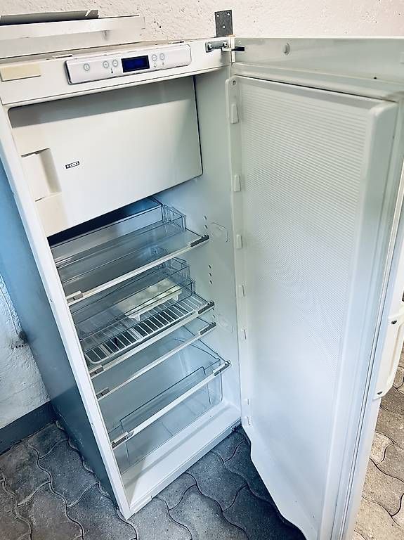 Frigoriferi: Kühlschrank SIBIR EK1012-E – Usato da Nidau venduto da M_Reinhard 2