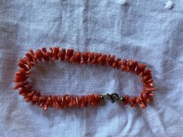 Echtes Korallenarmband