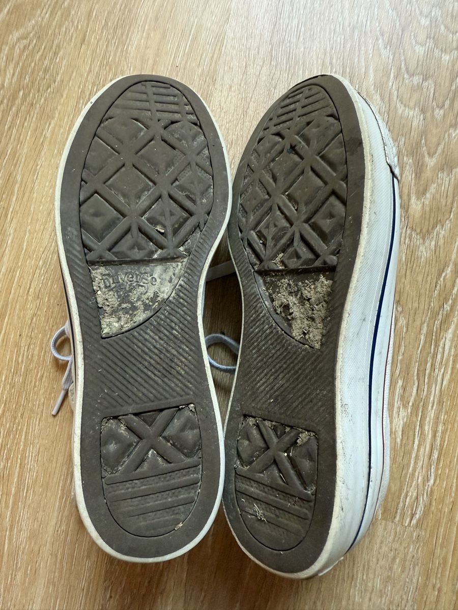 Converse Chaussures hommes: Baskets blanches Converse All Star, p.39 – D'occasion à Tavannes par Thriftshop 3