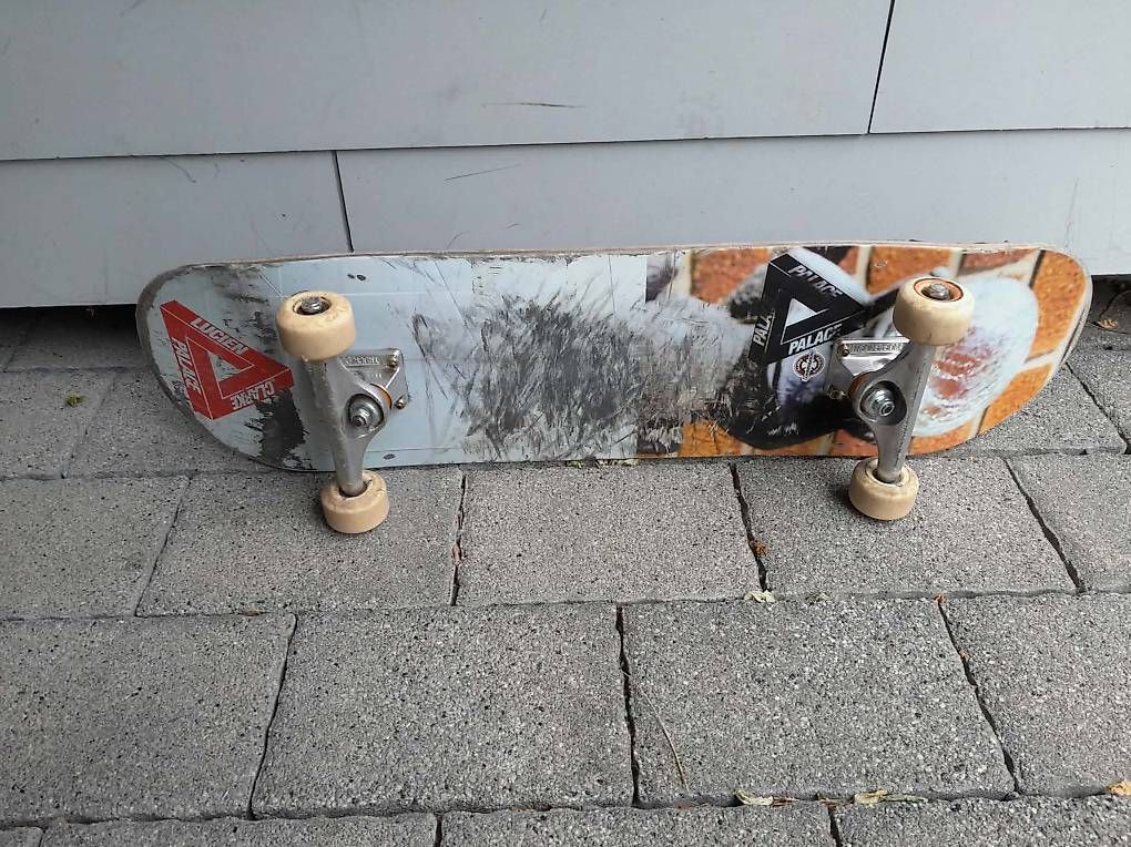Skateboards: Skateboard – D'occasion à Triesen par naomikindle13