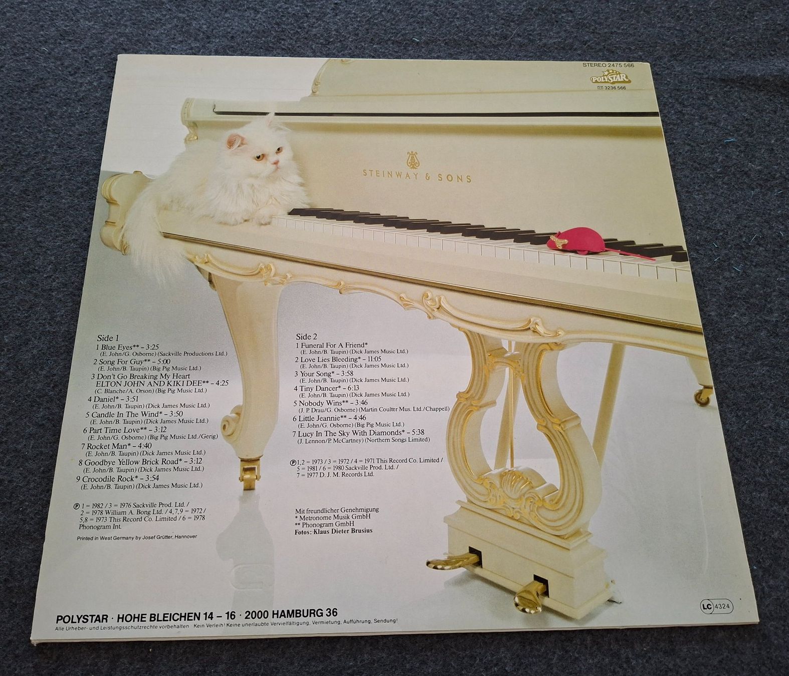 Dischi in vinile: Elton John, Your Songs, LP – Usato da Merenschwand venduto da lea61 1