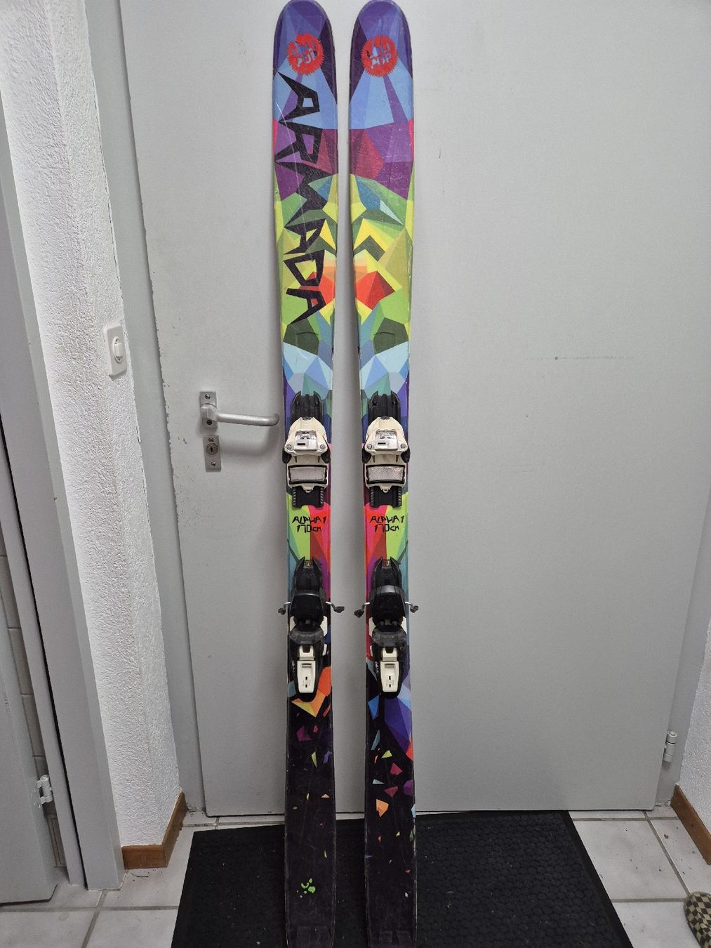 Armada Sci: Armada Alpha 170 cm fixation Marker – Usato da Porrentruy venduto da jer_6hmq