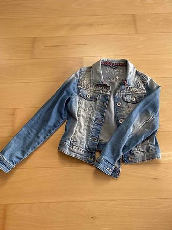 Jeans fille 6-8 ans 140 neuve