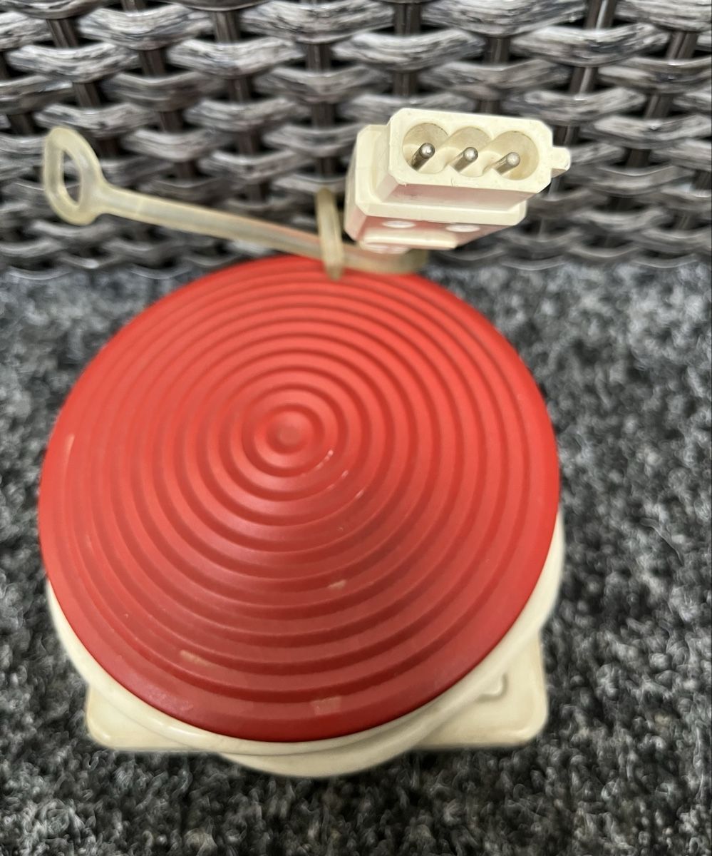 Bernina Nähmaschinen: Fusspedal Bernina Nova 900 – Gebraucht aus Dietikon von RR1961 1