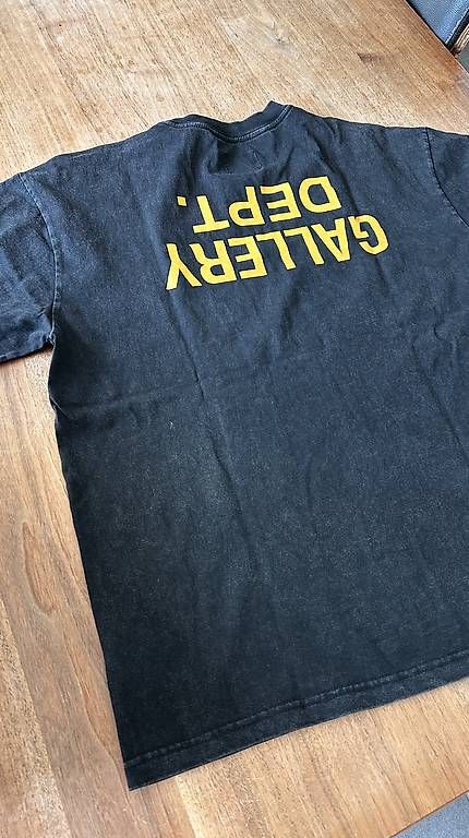T-shirt: Dept. Gallery T Shirt – Usato da Kefikon ZH venduto da Loisel69 3