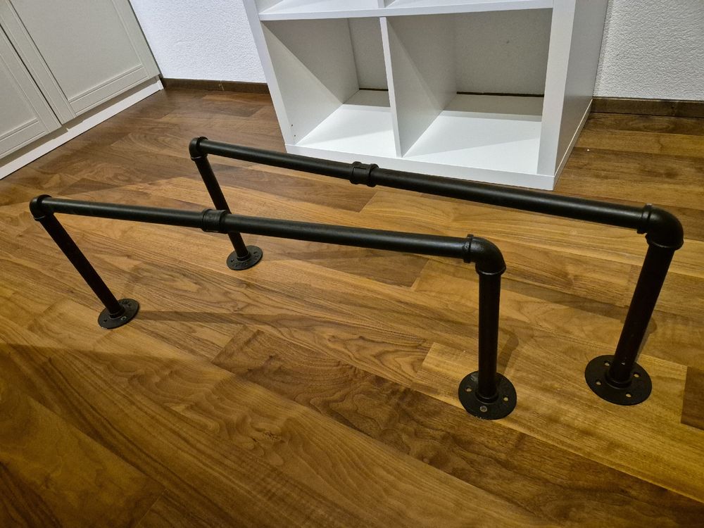 Aduanbang Industrie-Kleiderständer Aus Eisen – 152 Cm, Schwarz, Platzsparend Für Schrank & Wand
