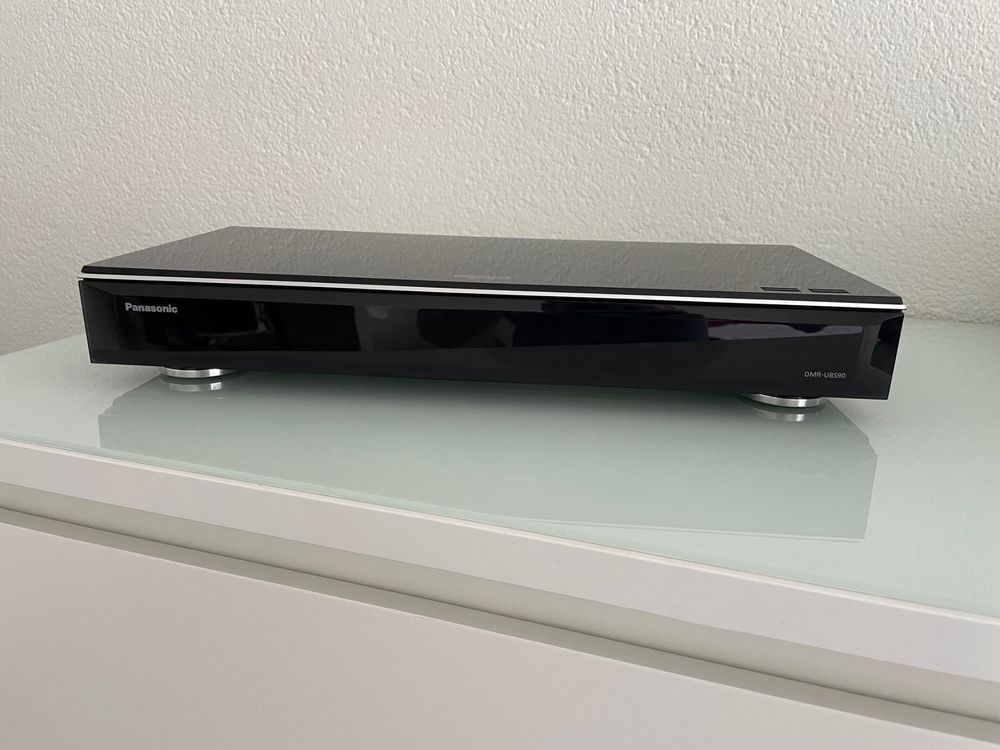 PANASONIC DMRUBS90 BlurayRecorder/4K UHD Player Kaufen auf Ricardo